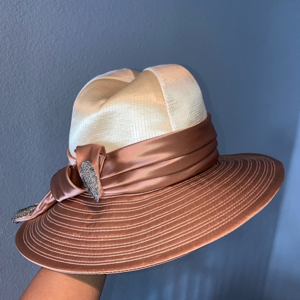 Charo original women’s vintage Ivory and Copper Wide-Brim Hat size s